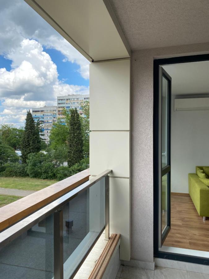 Ferienwohnung The Ideal Burgas City Exterior foto