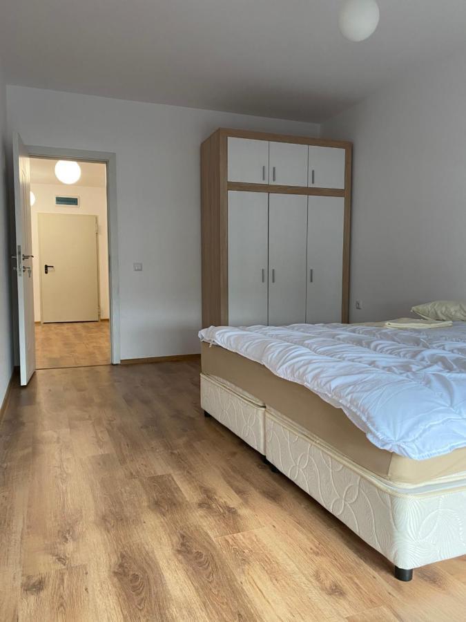 Ferienwohnung The Ideal Burgas City Exterior foto